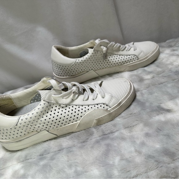 DOLCE VITA zina sneaker in zina perforated leather Size 9 - Picture 6 of 8